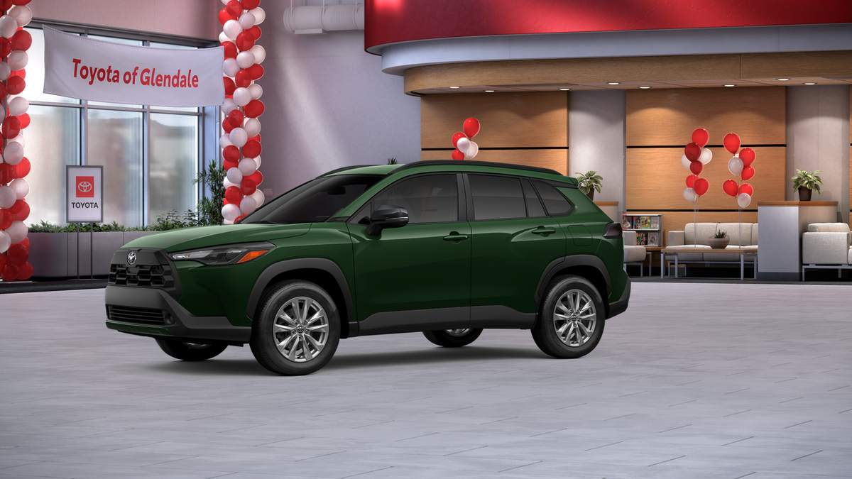 2026 Toyota Corolla Cross LE photo 2