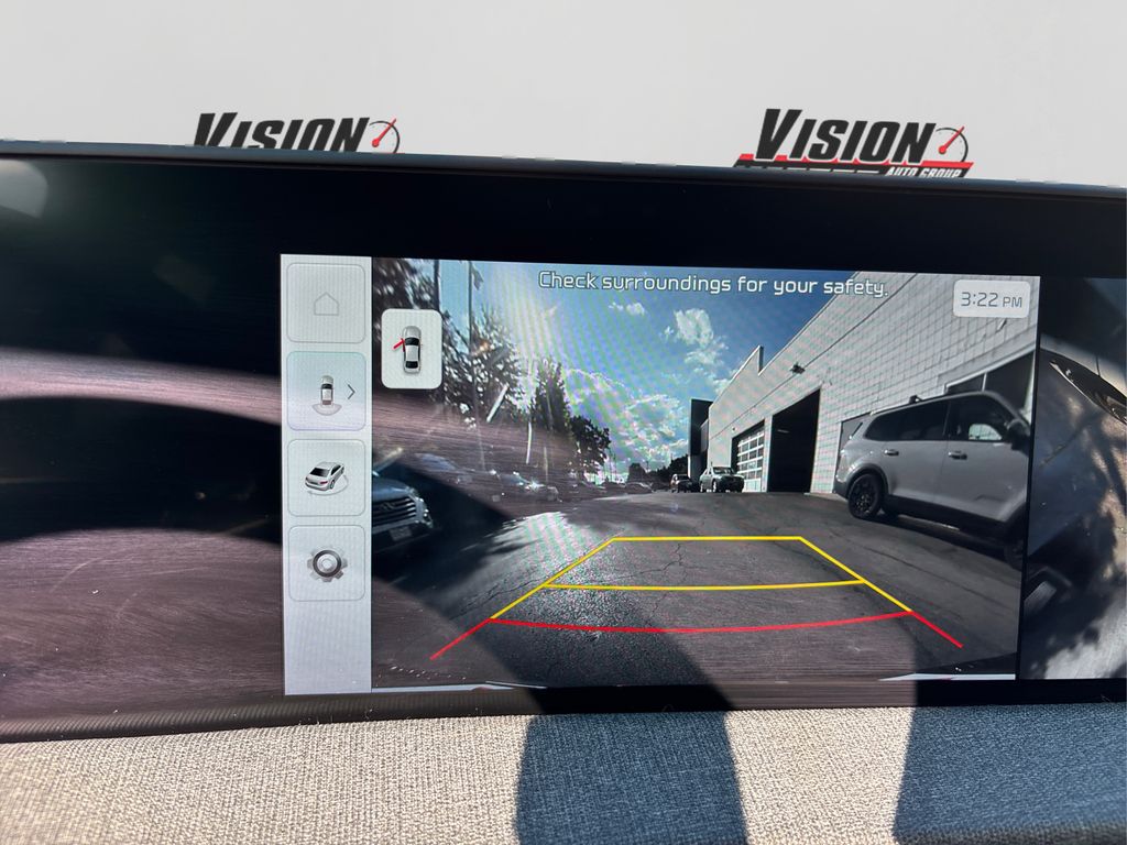 2022 Kia EV6 Wind photo 27
