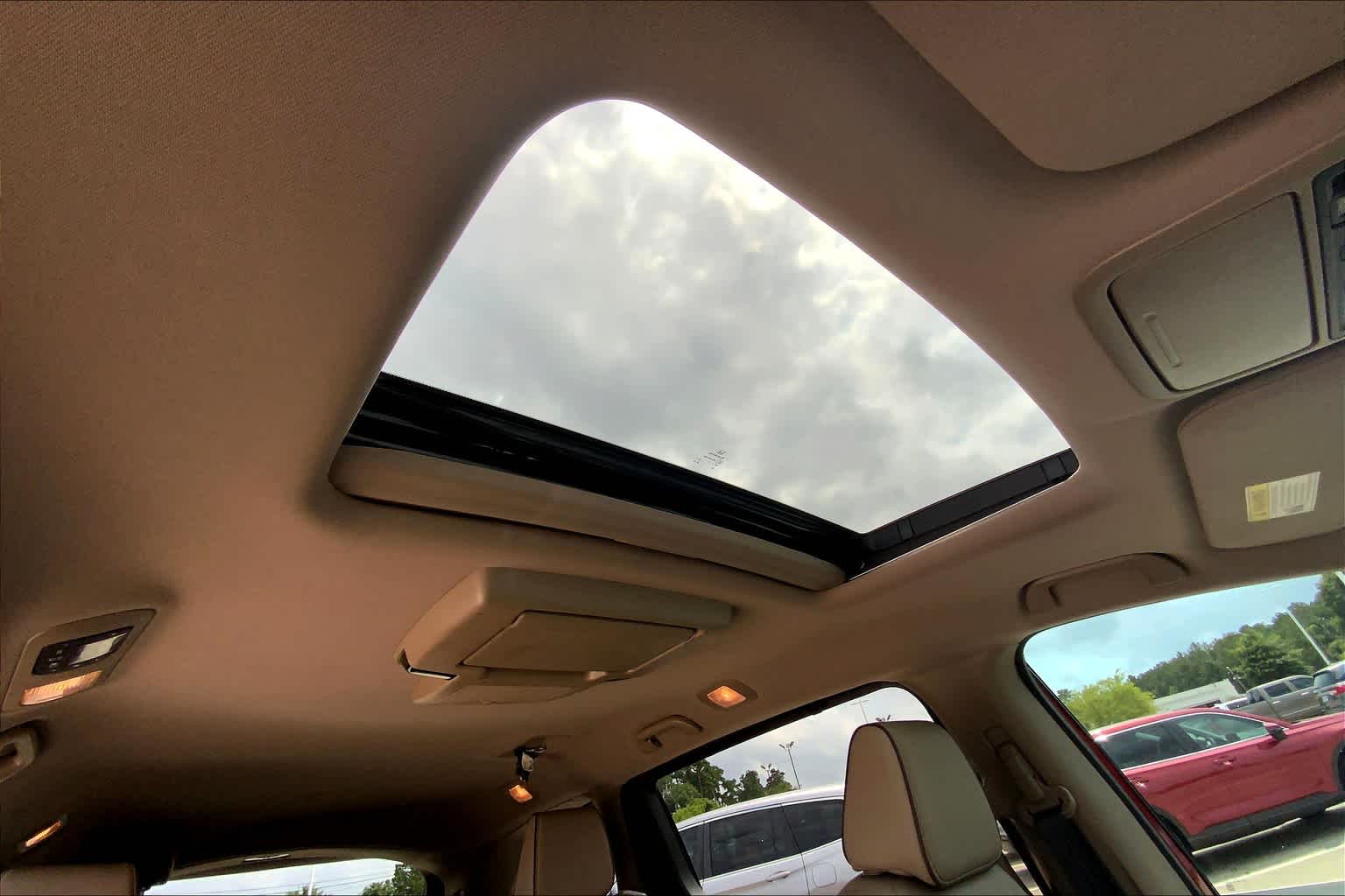 2022 Honda Odyssey Elite photo 12