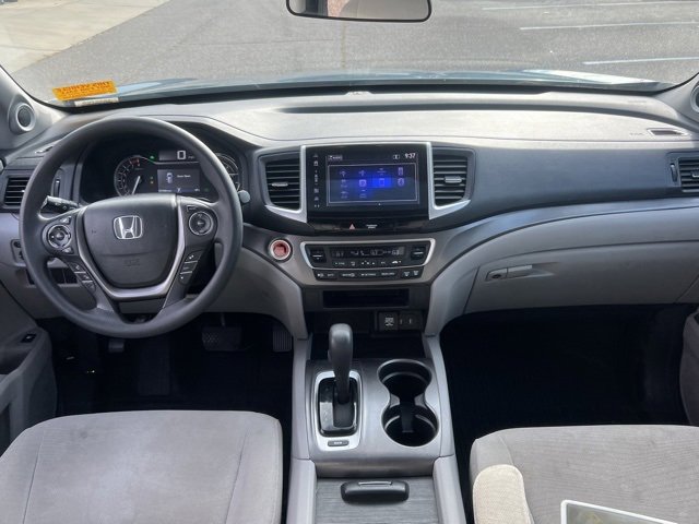 2018 Honda Pilot EX photo 17