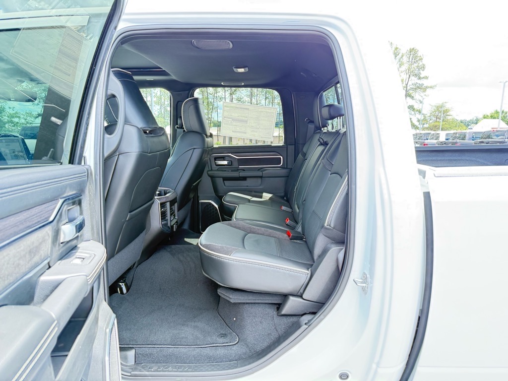 2025 Ram 2500 Laramie photo 4