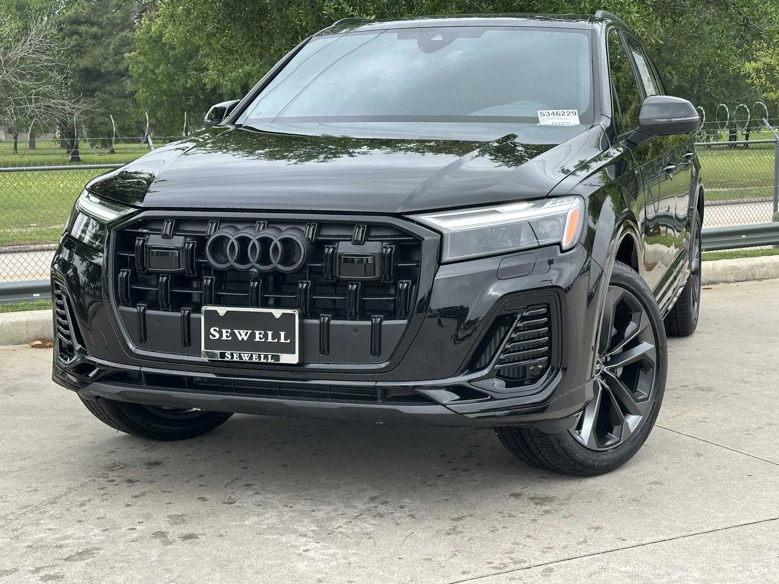 2025 Audi Q7 Premium Plus