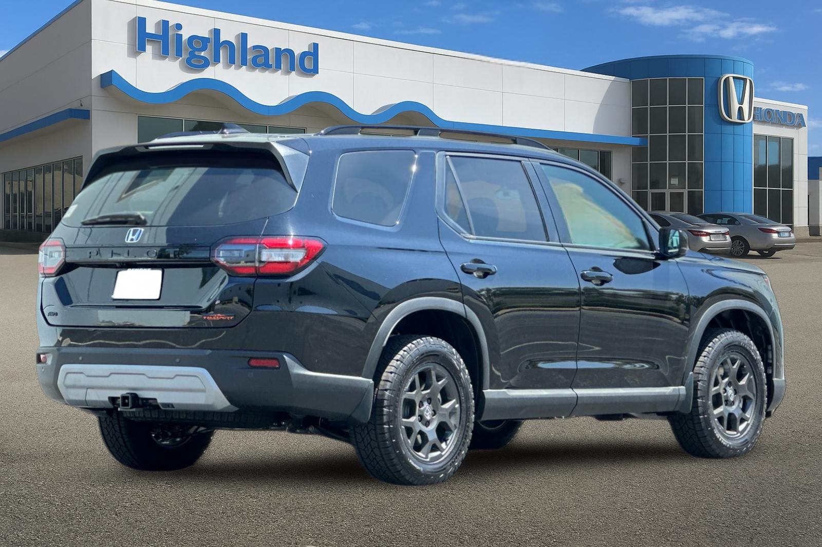 2025 Honda Pilot TrailSport photo 4