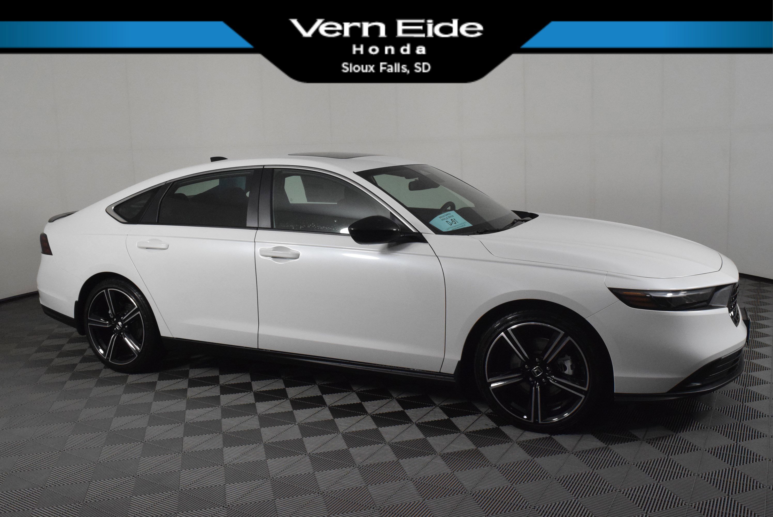 2025 Honda Accord Hybrid Sport's photo