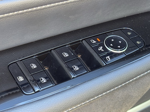 2025 Infiniti QX80 Luxe photo 13