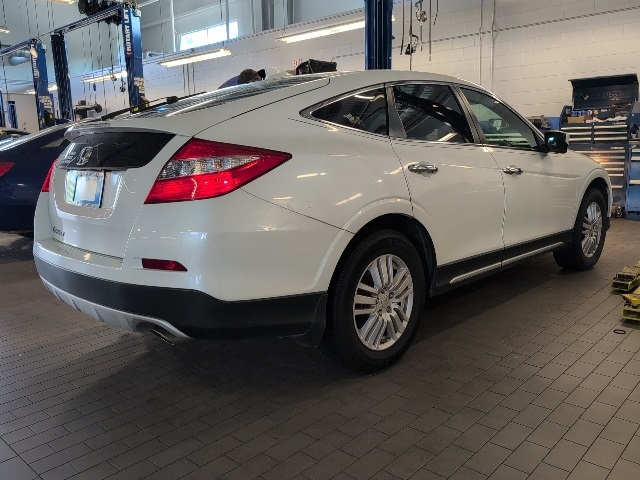 2014 Honda Crosstour EX-L photo 3