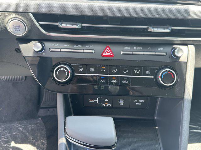 2025 Hyundai Sonata SE photo 23