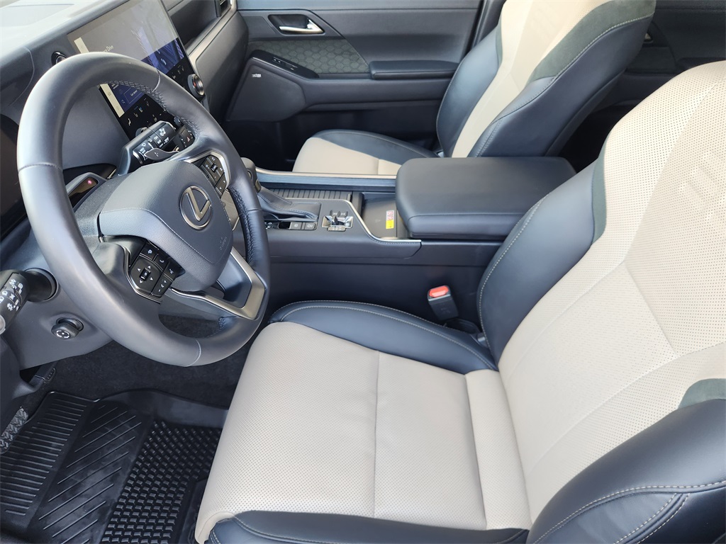 2024 Lexus GX 550 Overtrail photo 13