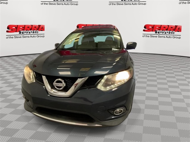 2016 Nissan Rogue SL photo 4