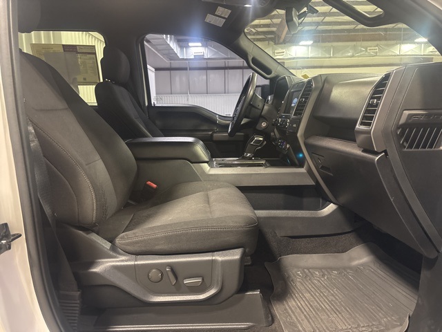 2020 Ford F-150 XLT photo 9