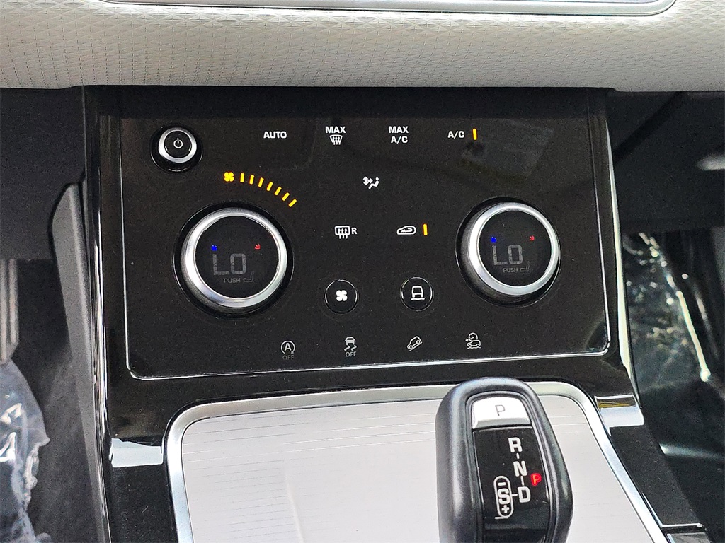 2020 Land Rover Range Rover Evoque S photo 26