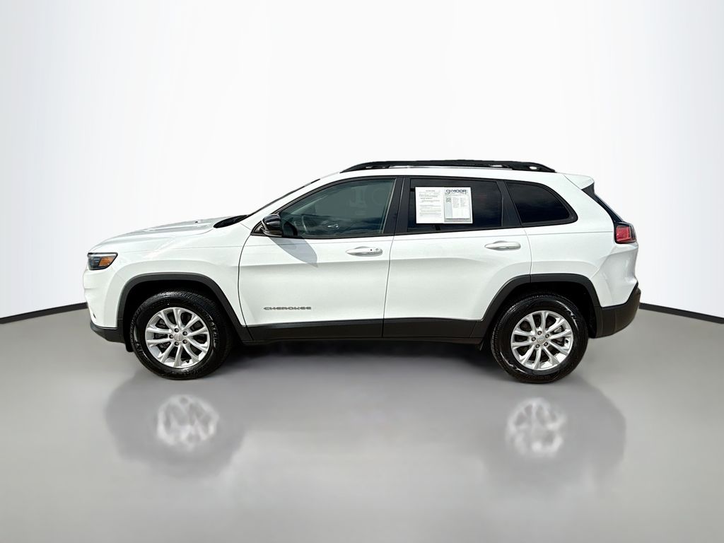 2022 Jeep Cherokee Latitude Lux photo 3