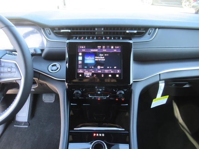 2025 Jeep Grand Cherokee Laredo X photo 19