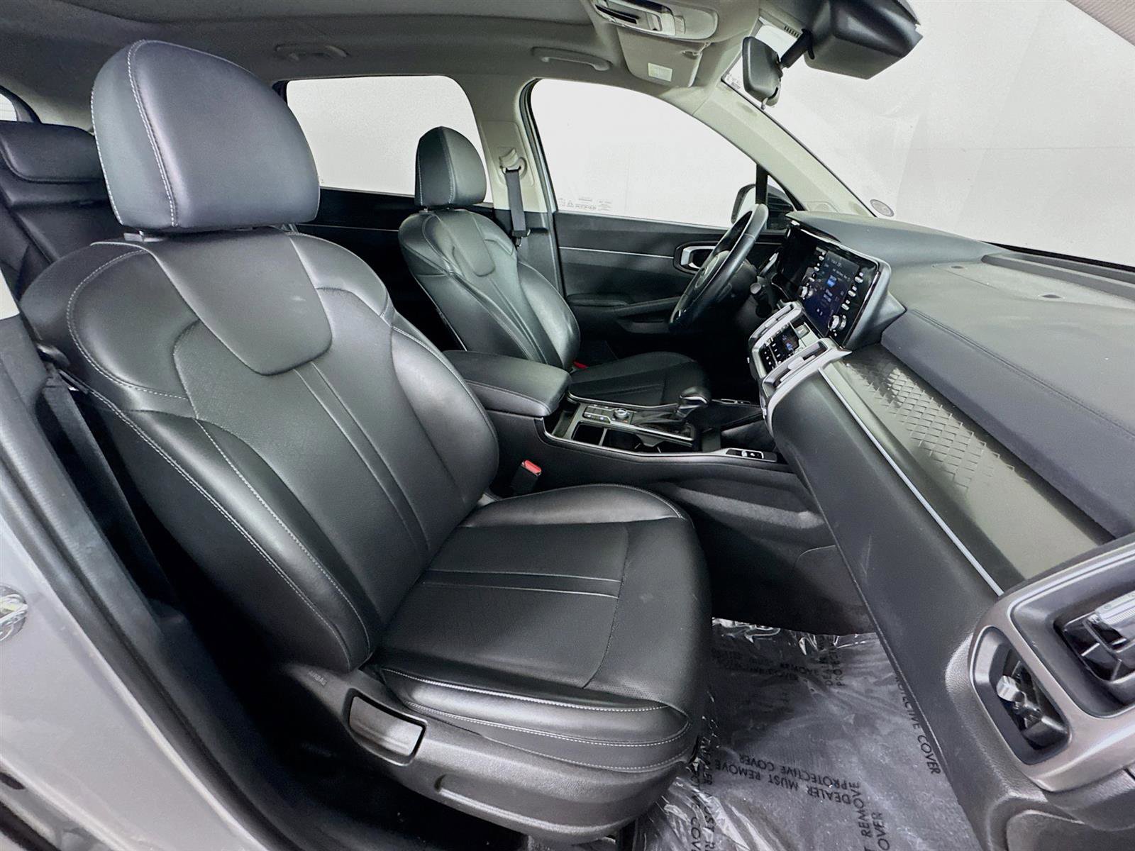 2021 Kia Sorento S photo 27