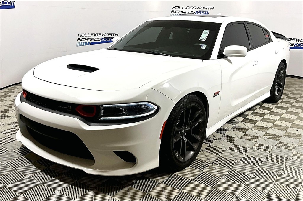 2022 Dodge Charger Scat Pack's photo