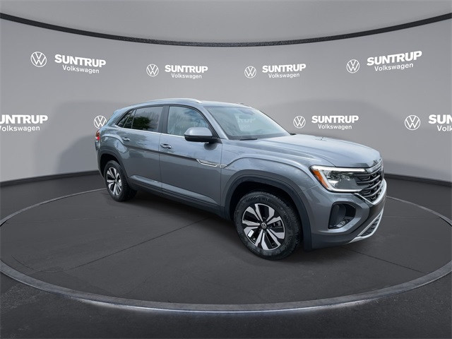2025 Volkswagen Atlas Cross Sport SE photo 2