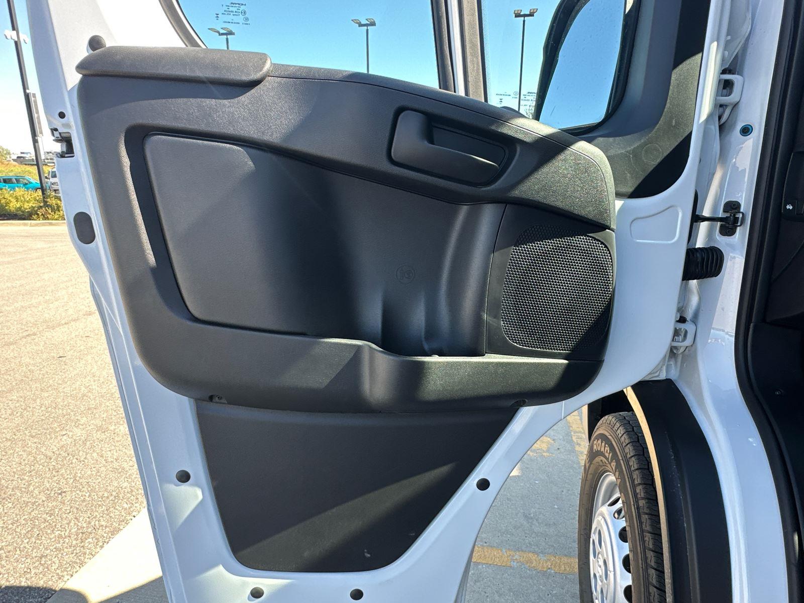 2026 Ram ProMaster 1500 photo 8