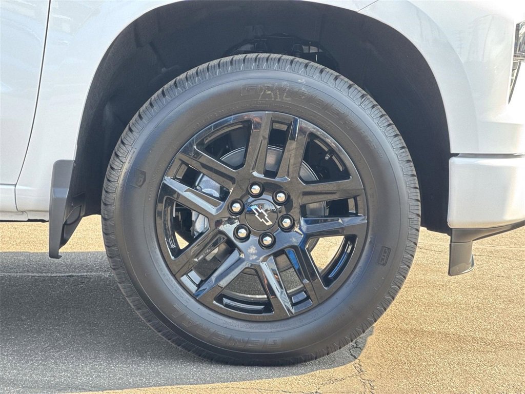 2026 Chevrolet Silverado 1500 Custom photo 31
