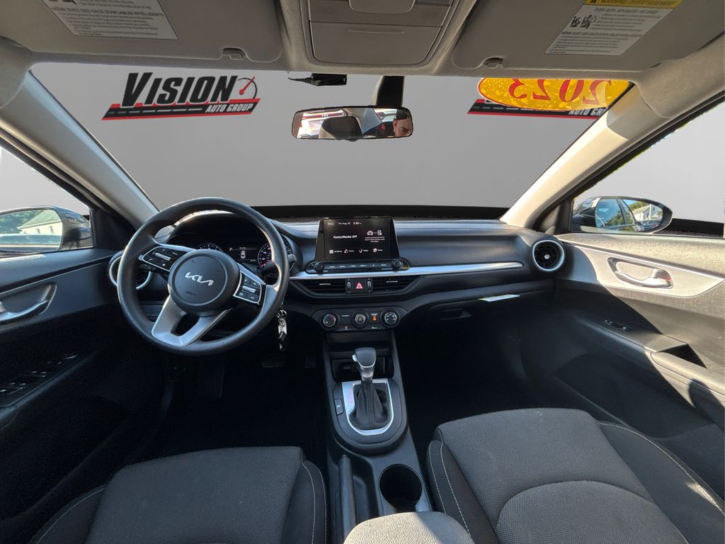 2023 Kia Forte LXS photo 22