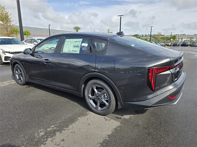 2025 Kia K4 LXS photo 4