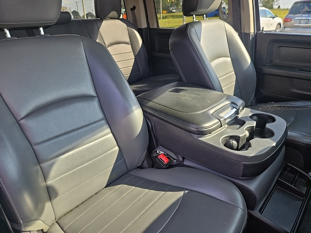 2021 Ram 1500 Classic Tradesman photo 18