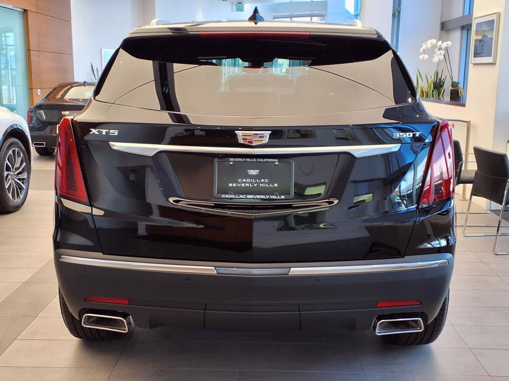 2025 Cadillac XT5 Luxury photo 5