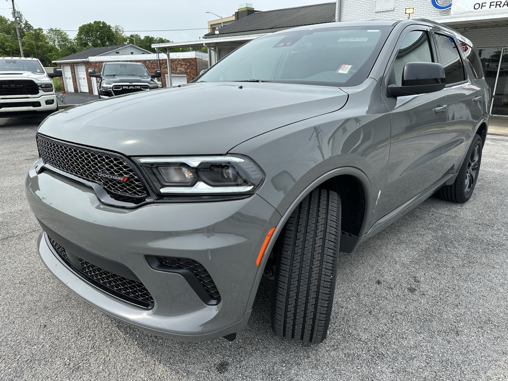 2024 Dodge Durango SXT Plus photo 4