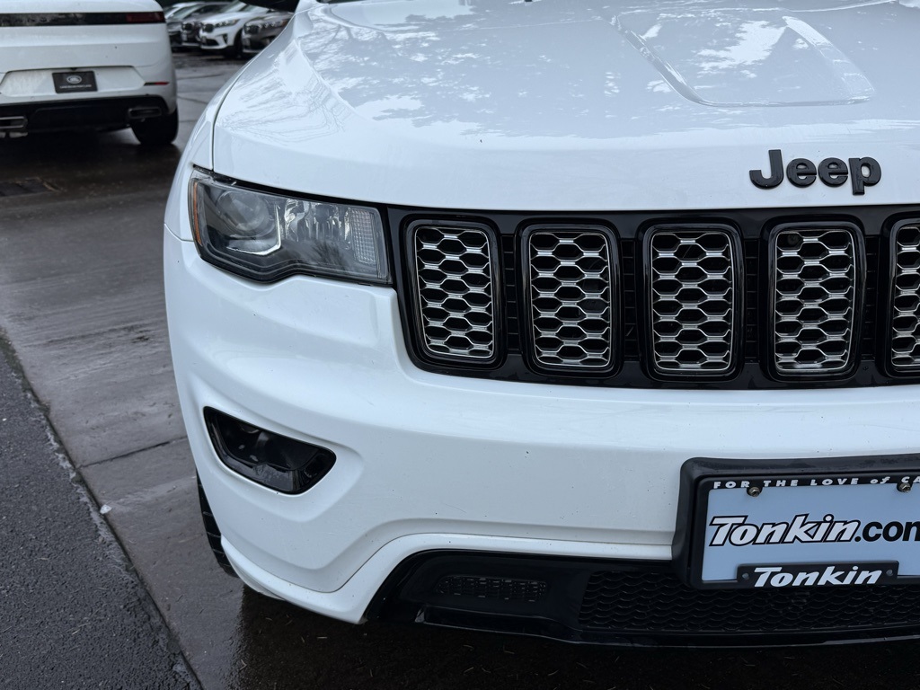 2018 Jeep Grand Cherokee Altitude photo 3