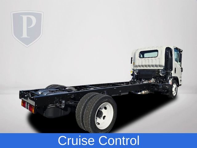 2025 Chevrolet Silverado 4500HD photo 4