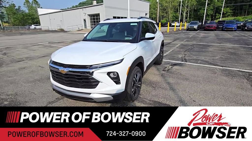 2026 Chevrolet Trailblazer LT photo 2