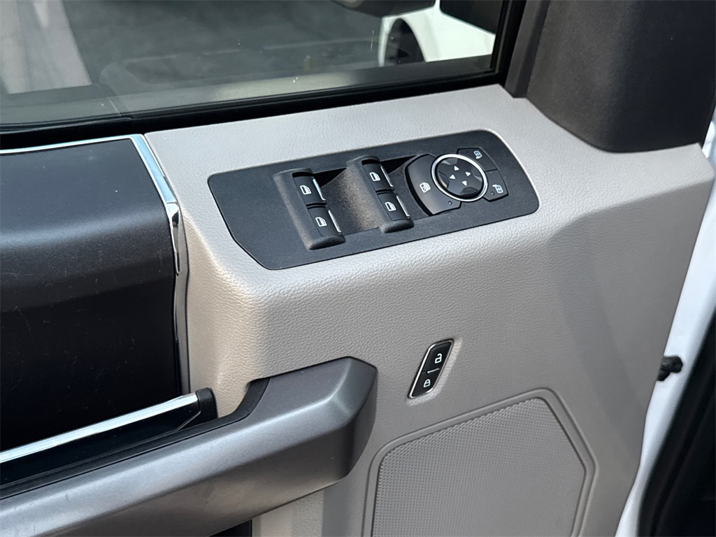 2019 Ford F-150 XLT photo 29