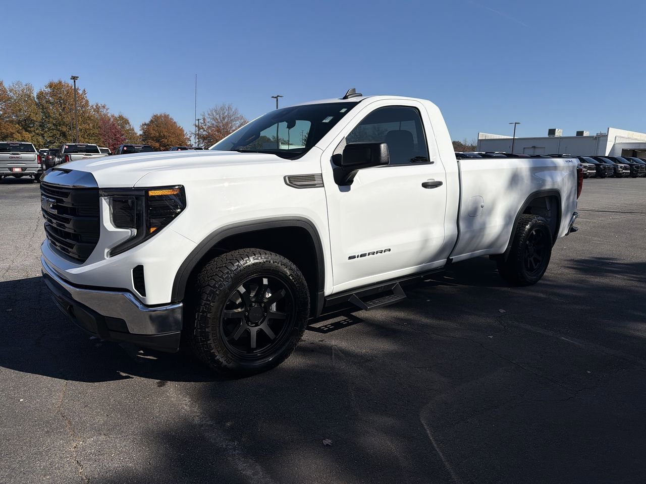 2025 GMC Sierra 1500 Pro's photo