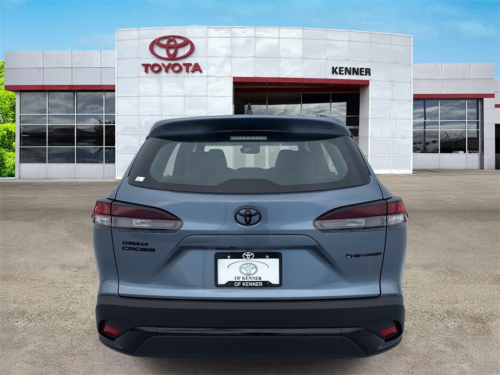 2026 Toyota Corolla Cross L photo 4