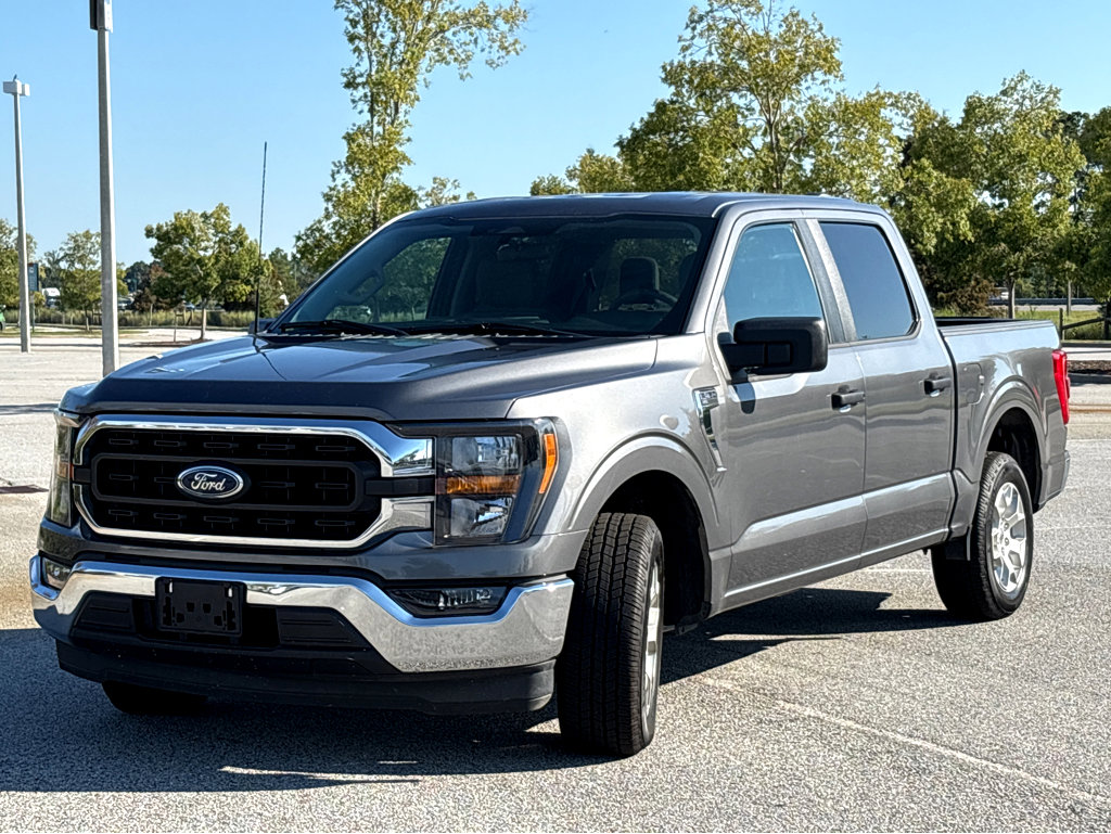 2023 Ford F-150 XLT photo 2