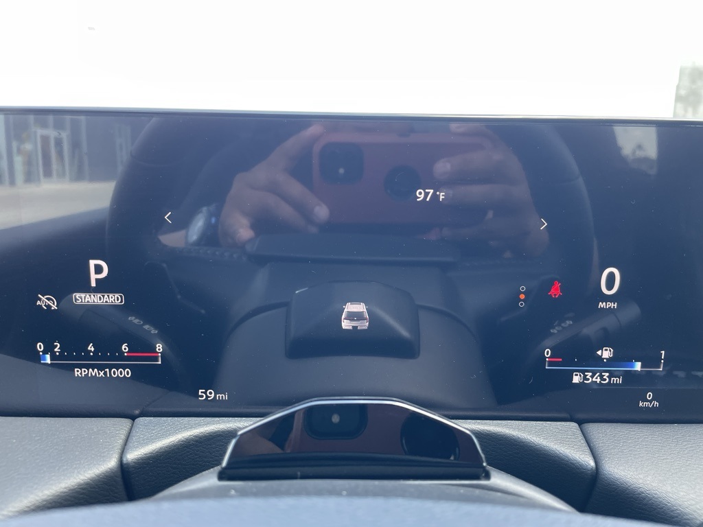 2025 Nissan Armada SL photo 9