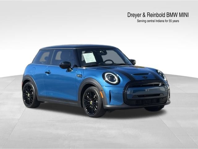 2024 MINI Hardtop 2 Door SE