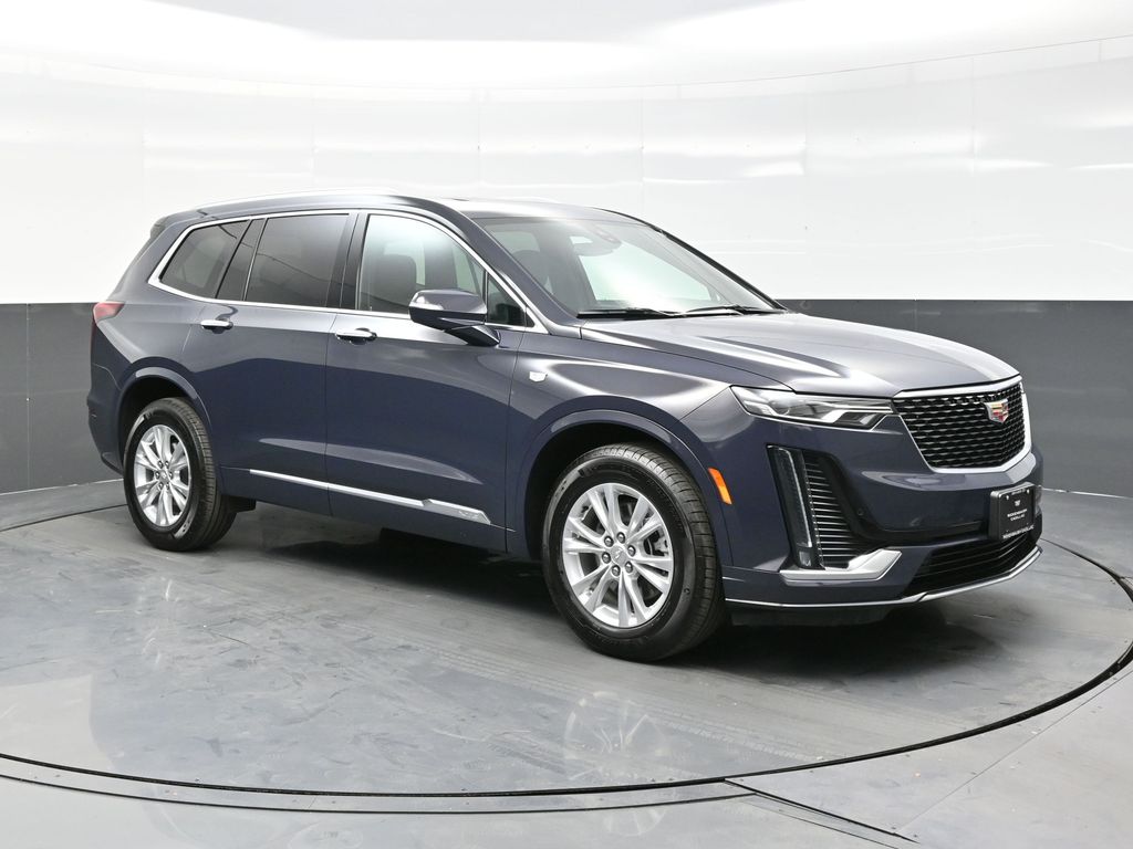2025 Cadillac XT6