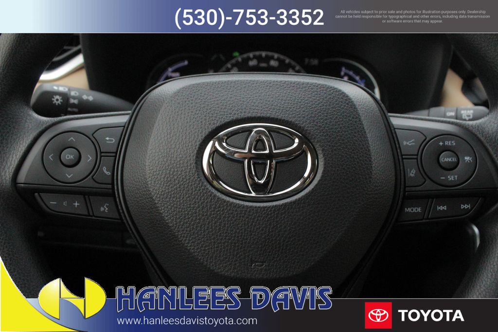 2025 Toyota RAV4 Hybrid XLE photo 22