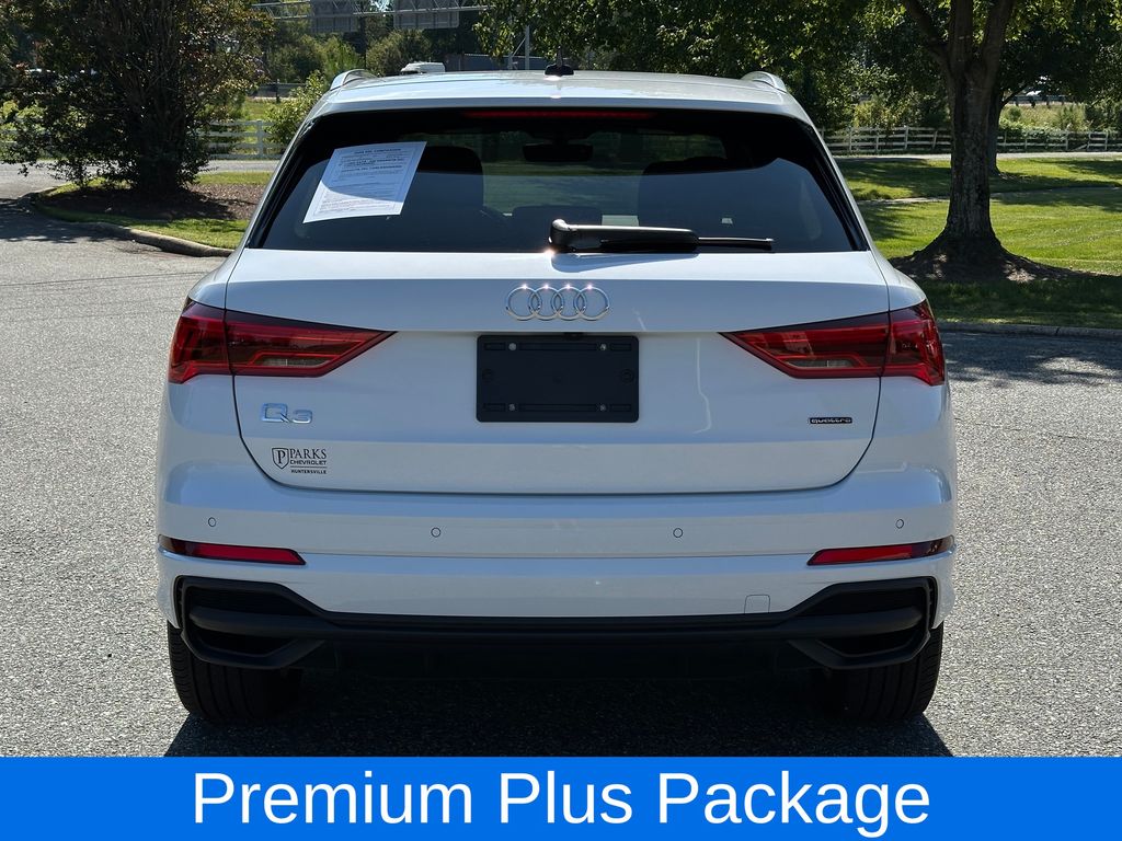 2023 Audi Q3 S line Premium Plus photo 4