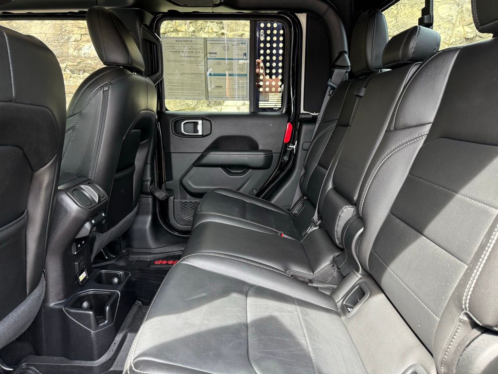 2021 Jeep Gladiator Overland photo 11