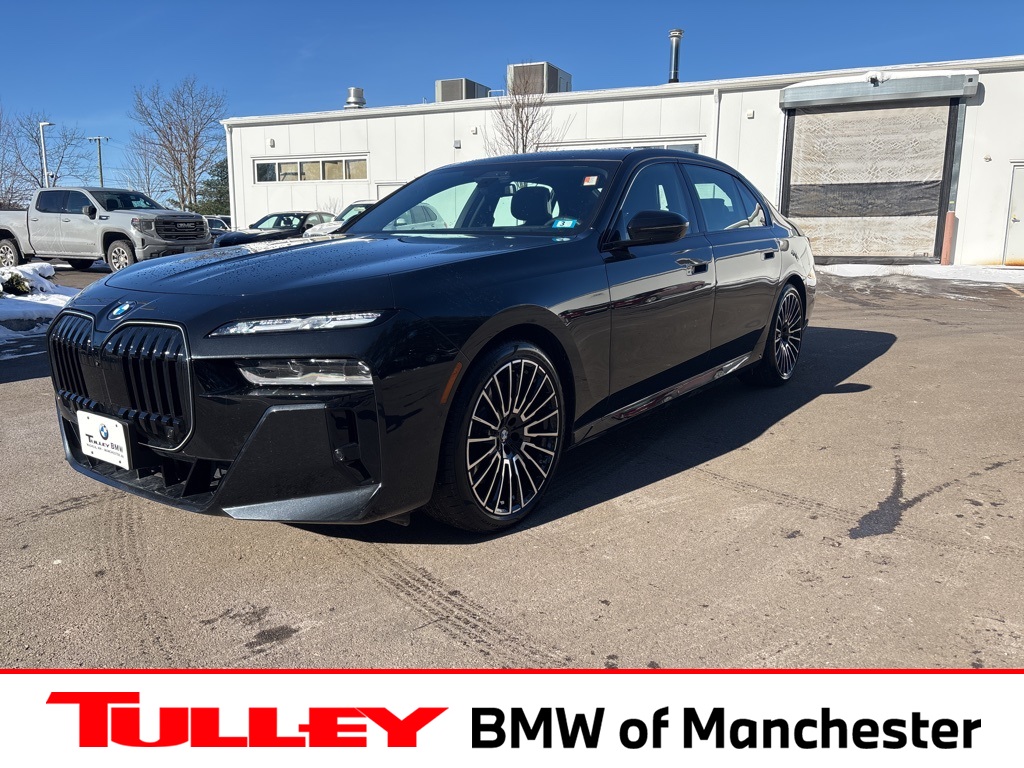 2025 BMW 7 Series 760i's photo