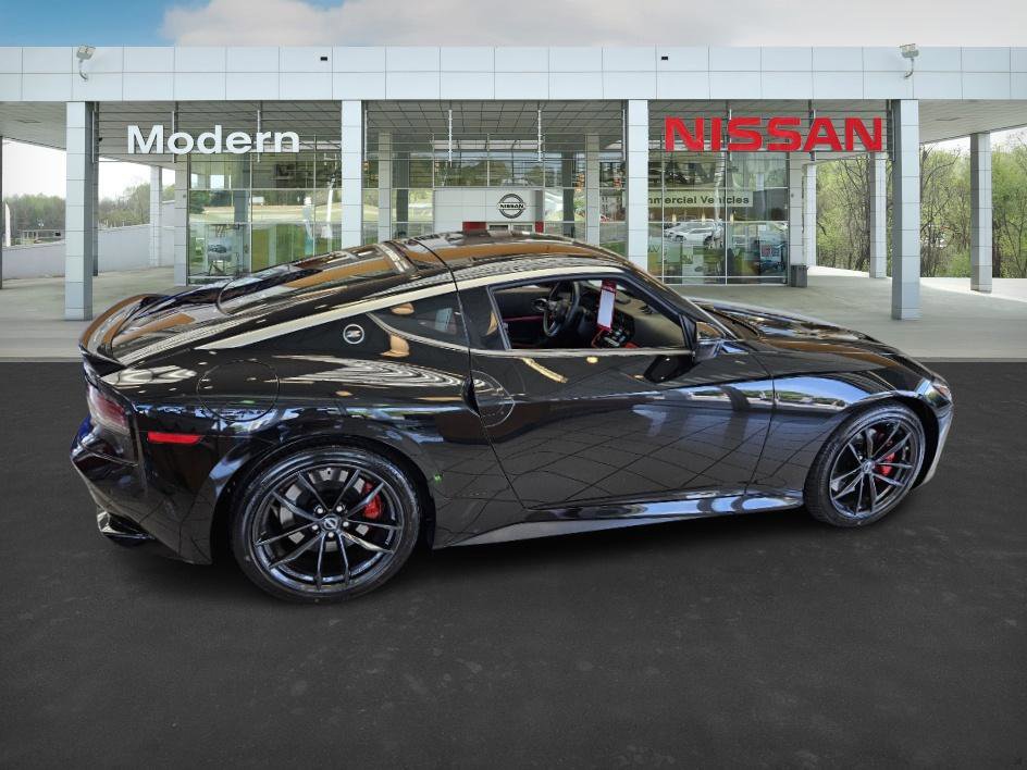 2025 Nissan Z Performance photo 6