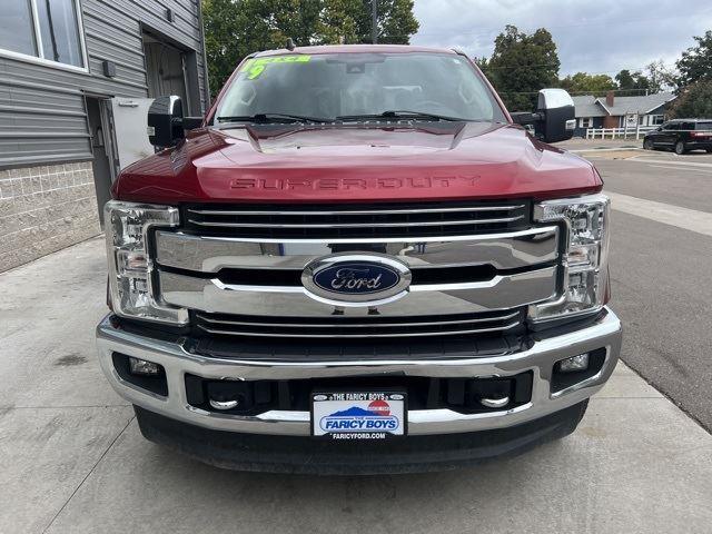 2019 Ford F-350 Lariat photo 2
