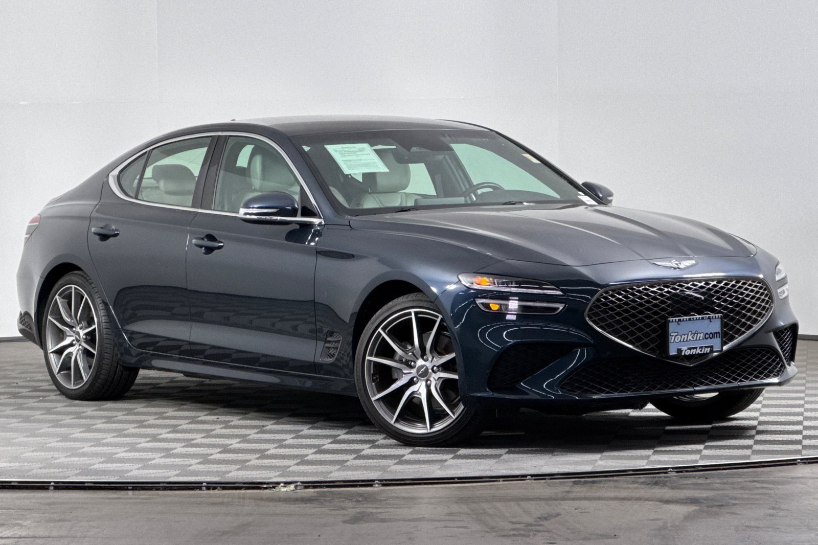 2023 Genesis G70 2.0T photo 2
