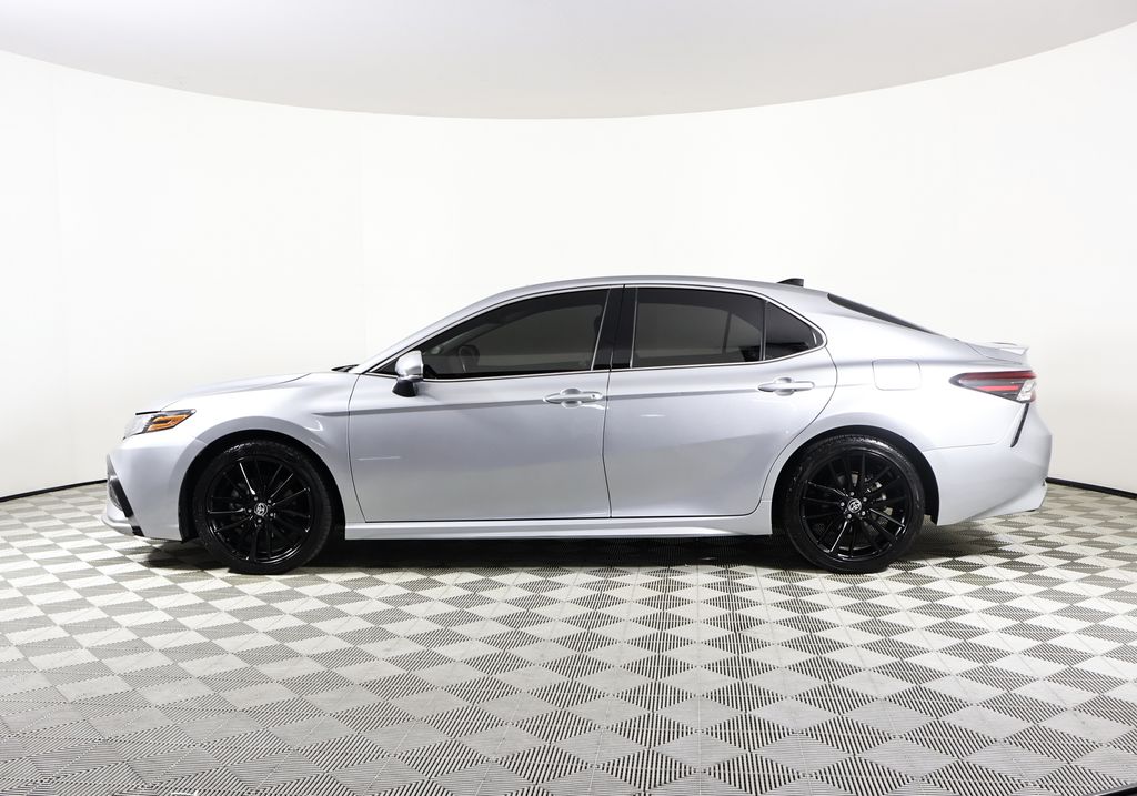 2022 Toyota Camry XSE photo 2