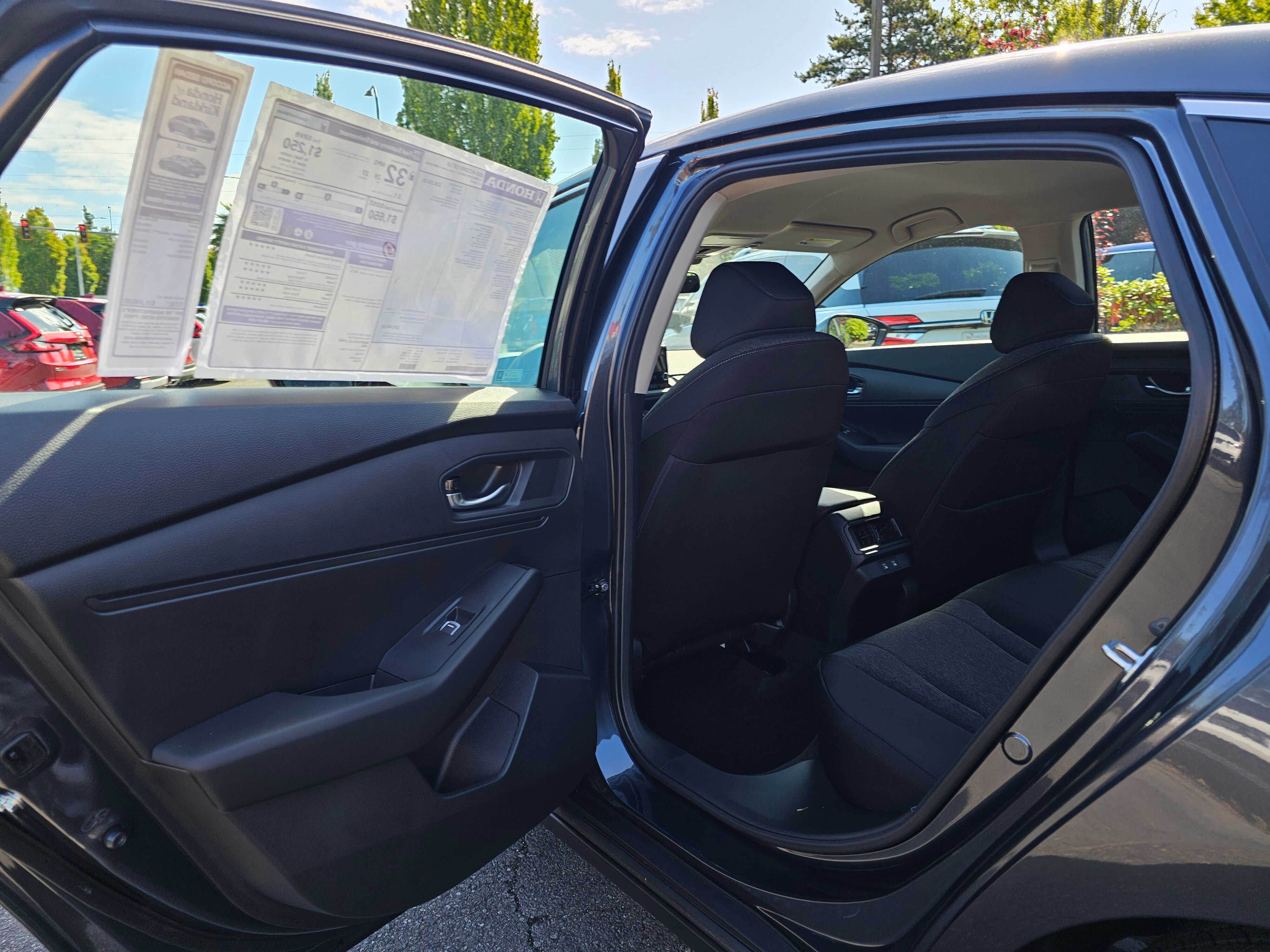 2025 Honda Accord LX photo 4