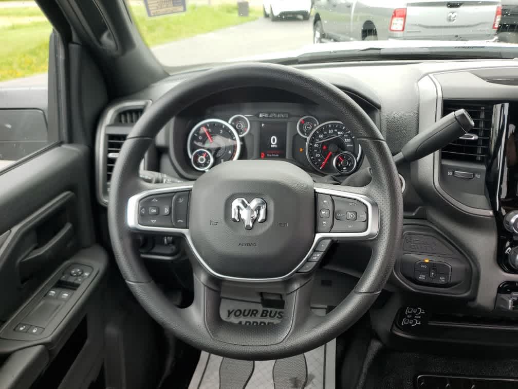2025 Ram 5500 Tradesman photo 16
