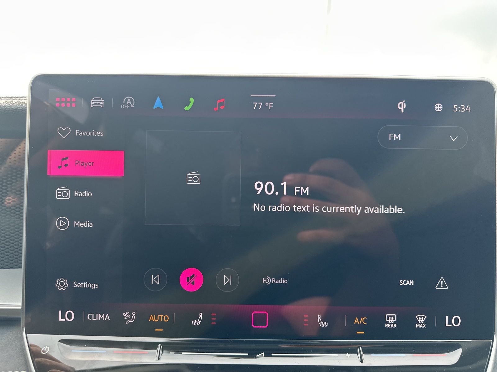 2025 Volkswagen Tiguan SE photo 21