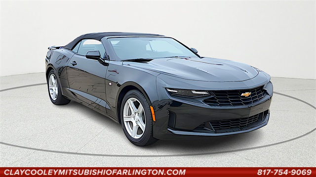 2023 Chevrolet Camaro 1LT's photo