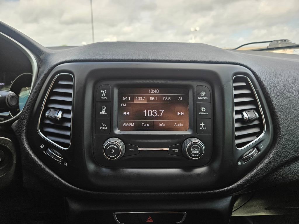 2018 Jeep Compass Latitude photo 10